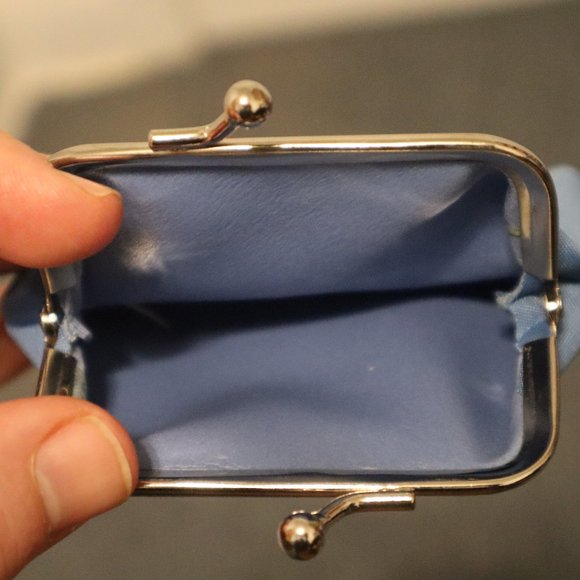 Lot of 3 New Lancôme Makeup Cosmetic Bags & 2 New Lancôme Coin Purses - Picture 4 of 5